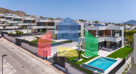 Luxury villa in prestigious Sierra Cortina de Finestrat with sea views!