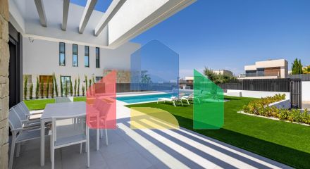 Роскошная вилла в престижном районе Сьерра Кортина де Финестрат с видом на море!