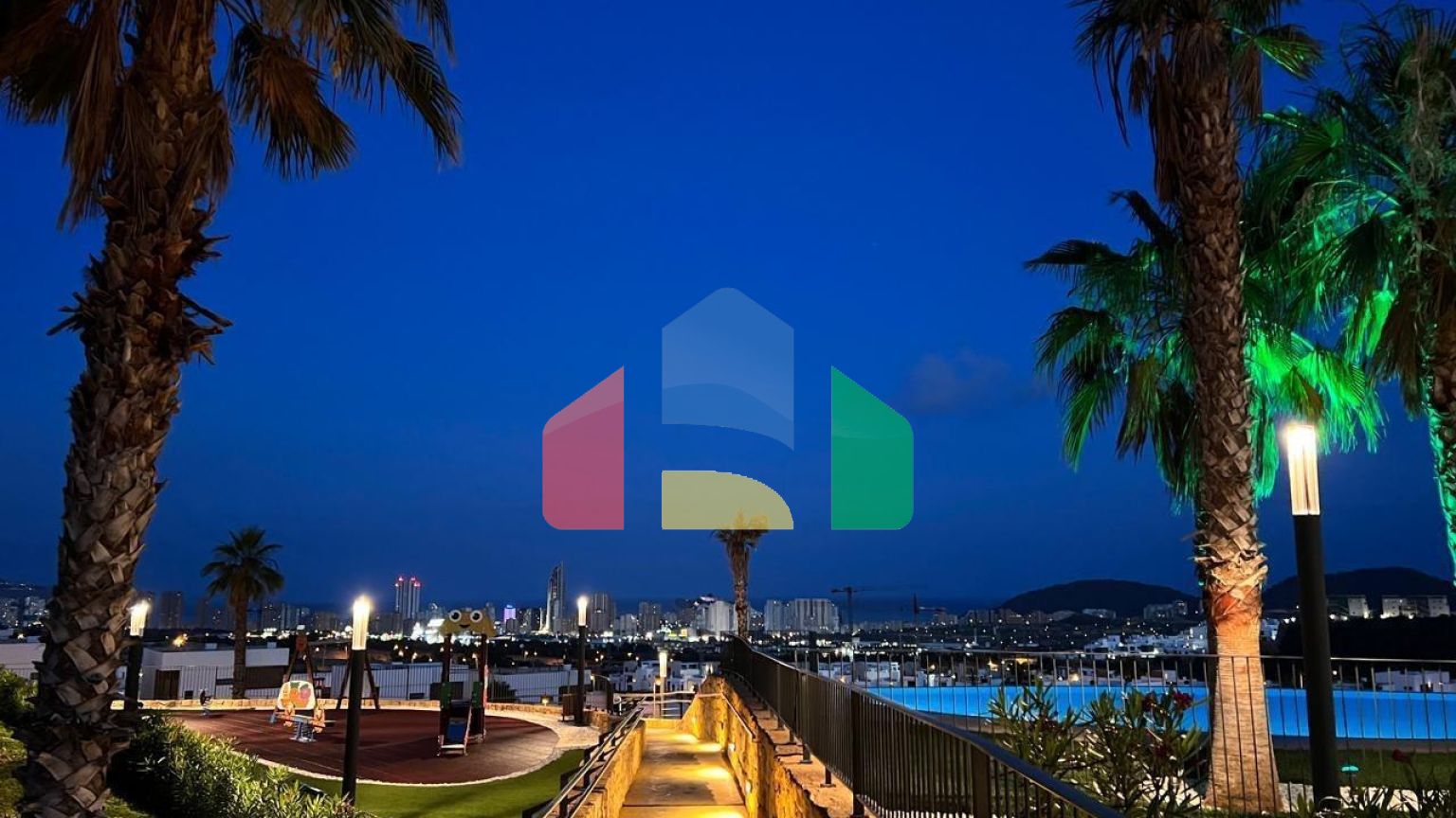 Дуплекс с видом на море