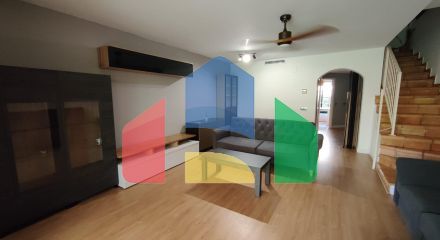 КРАСИВЫЙ ТАУНХАУС С 3 СПАЛЬНЯМИ В САМОМ ЦЕНТРЕ СЬЕРРА-КОРТИНА-ФИНЕСТРАТ