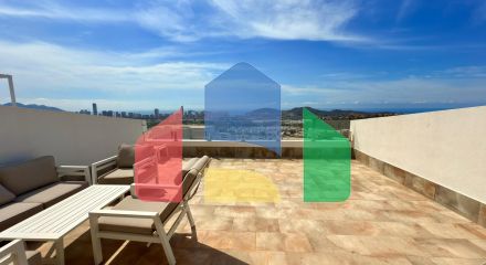 Просторный пентхаус с потрясающим видом на Бенидорм и море ️ Просторный пентхаус с потрясающим видом на Бенидорм и море ️