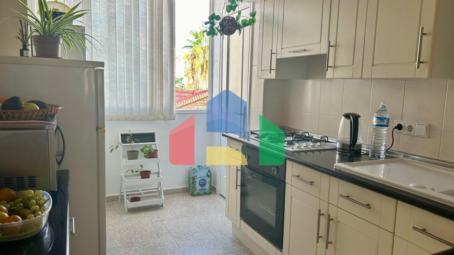 Прекрасная возможность! Квартира в 600 метрах от пляжа