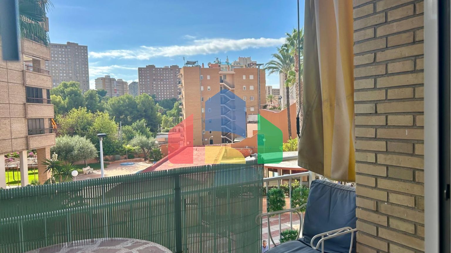 Прекрасная возможность! Квартира в 600 метрах от пляжа