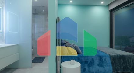 Уникальная вилла в Сьерра-Кортина: престижное местоположение среди гор и моря