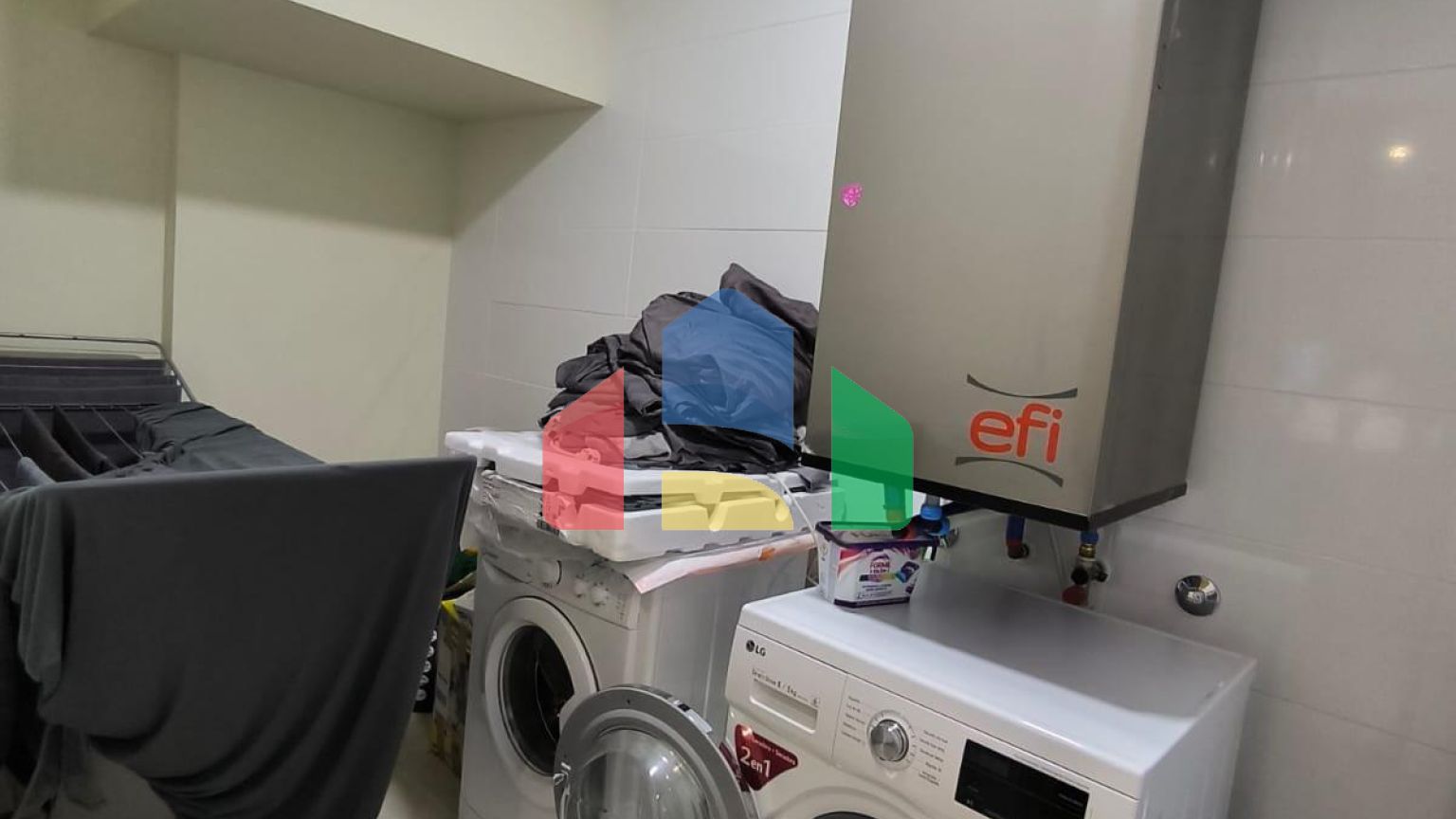 Роскошный двухуровневый танхаус с видами на море и горы в Сьерра-Кортина, Бенидорм