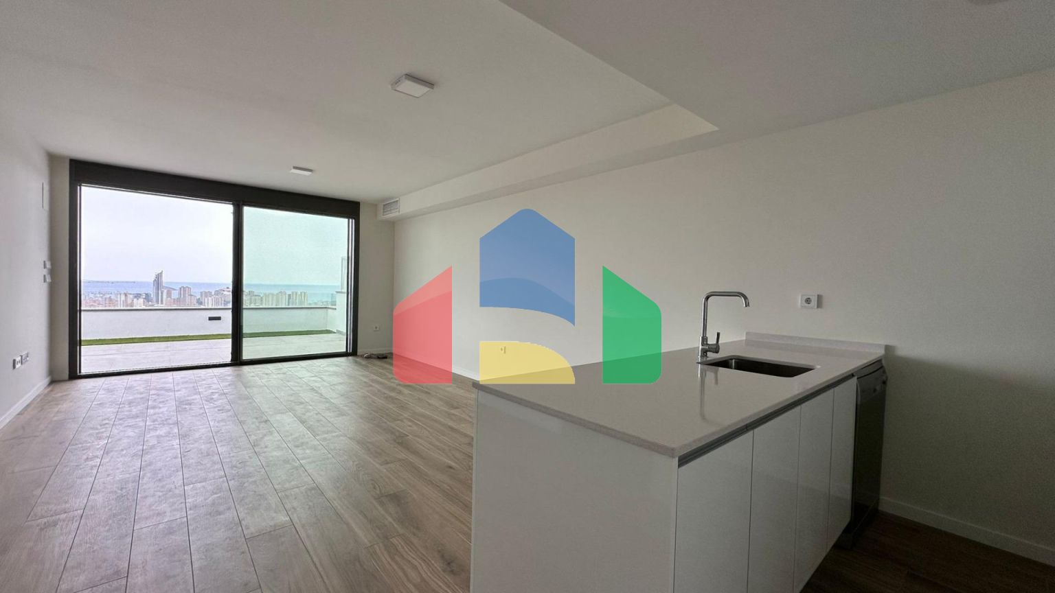 ЭКСКЛЮЗИВНЫЙ КОМПЛЕКС «SEA SCAPE» НОВЫЕ КВАРТИРЫ С ВИДОМ НА МОРЕ