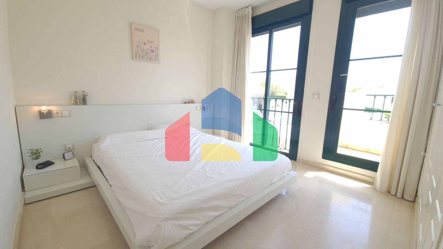 Впечатляющие апартаменты в Сьерра Кортина, Финестрат – Виды на море и горы!