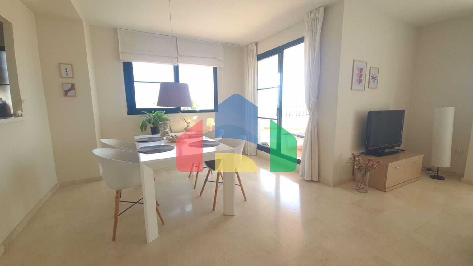 Впечатляющие апартаменты в Сьерра Кортина, Финестрат – Виды на море и горы!