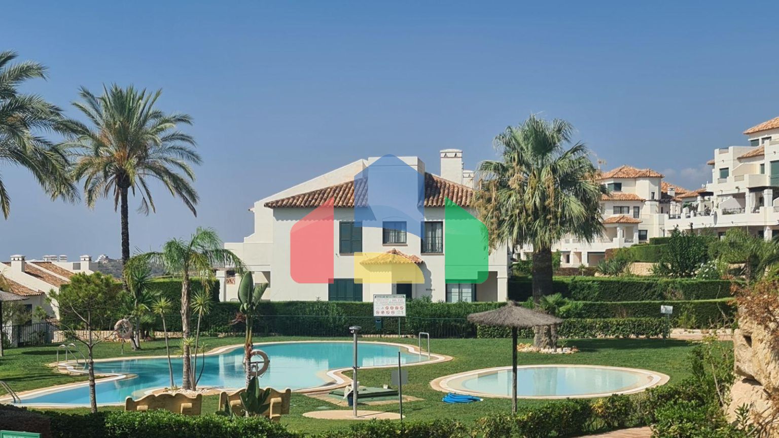 Впечатляющие апартаменты в Сьерра Кортина, Финестрат – Виды на море и горы!