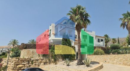 Впечатляющие апартаменты в Сьерра Кортина, Финестрат – Виды на море и горы!