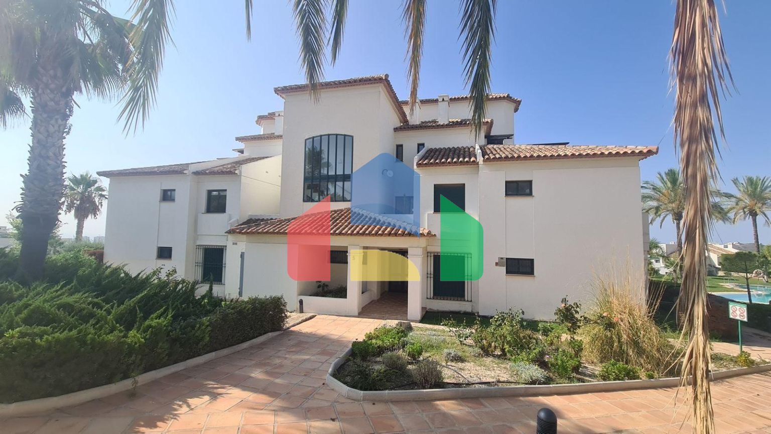 Впечатляющие апартаменты в Сьерра Кортина, Финестрат – Виды на море и горы!