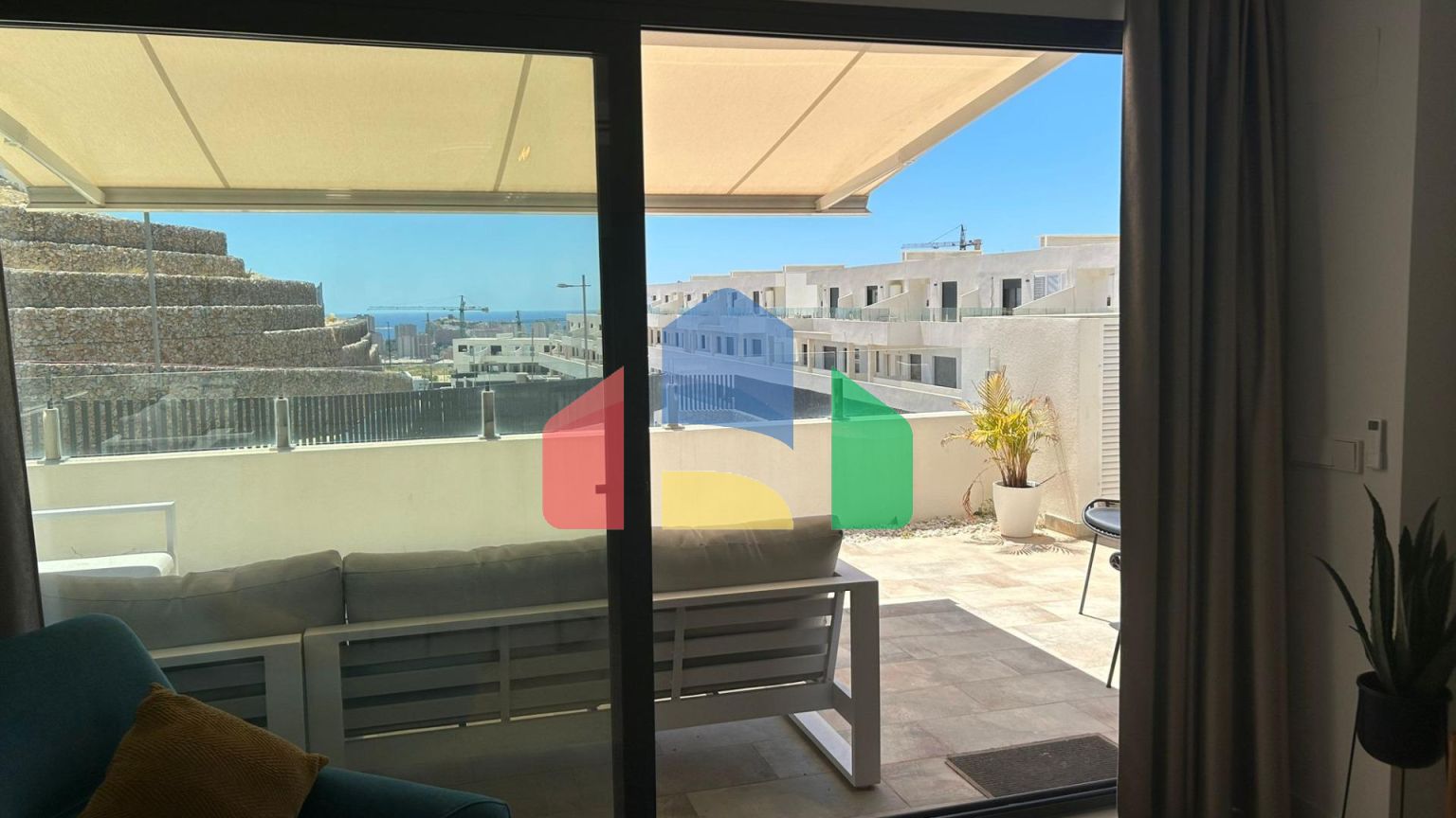 Фантастическая 3-комнатная квартира в Кампорроссо в Финестрате