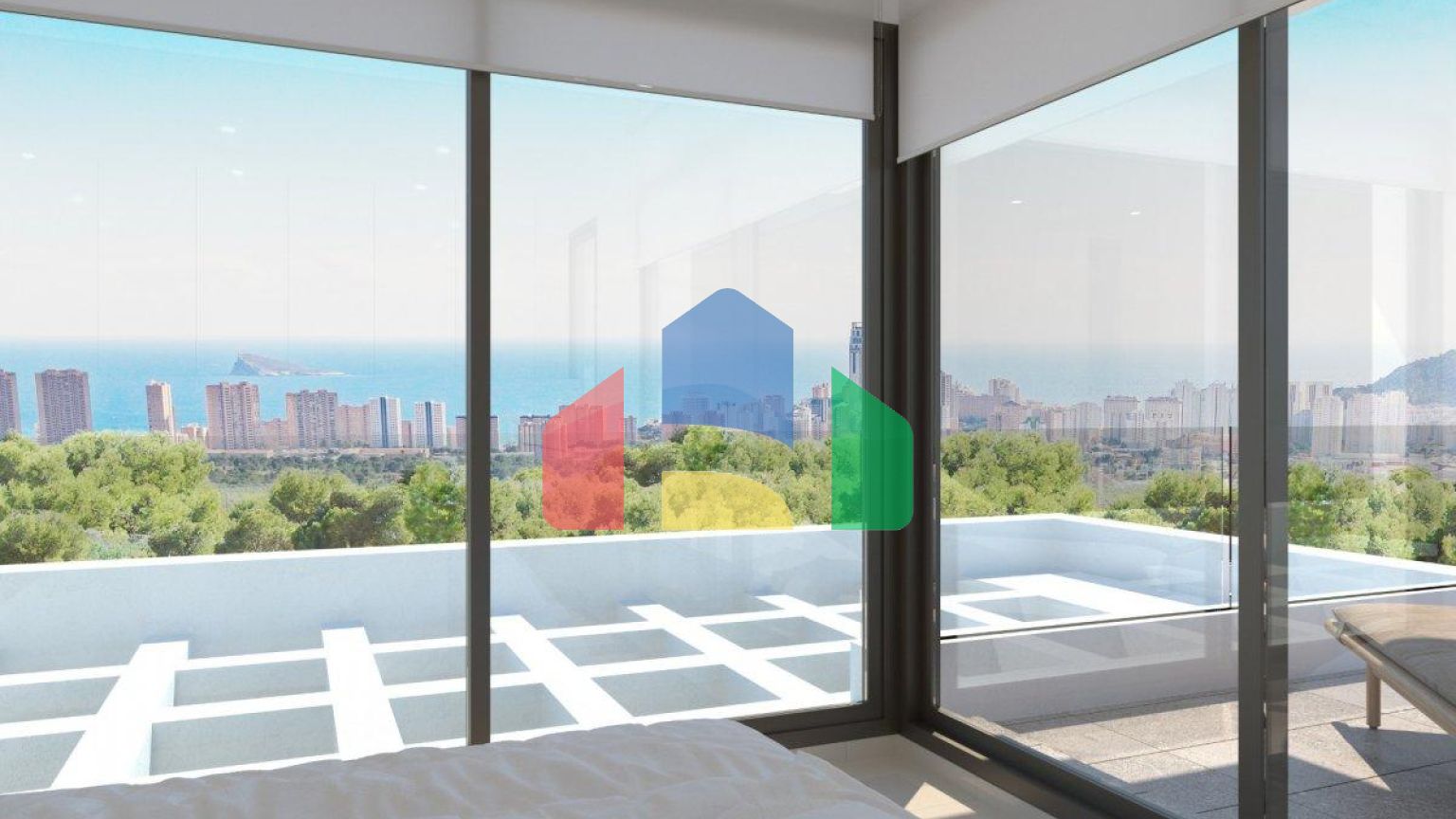 Вилла в уникальном месте и видами на море в Финестрате