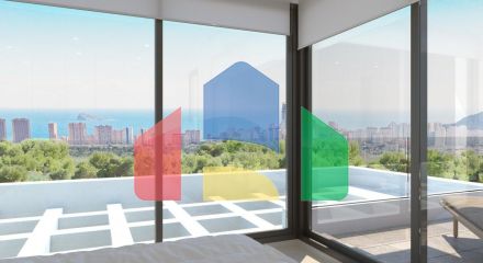 Вилла в уникальном месте и видами на море в Финестрате