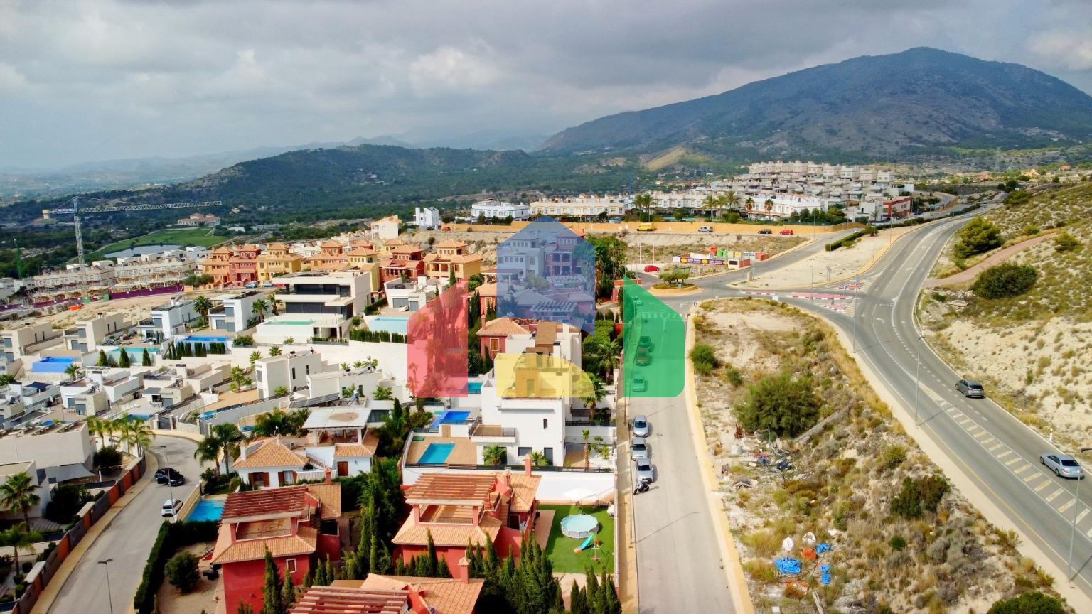 Современная вилла с видом на море из всех комнат в Balcón de Finestrat