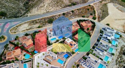 Современная вилла с видом на море из всех комнат в Balcón de Finestrat