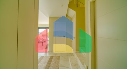 Современная вилла с видом на море из всех комнат в Balcón de Finestrat