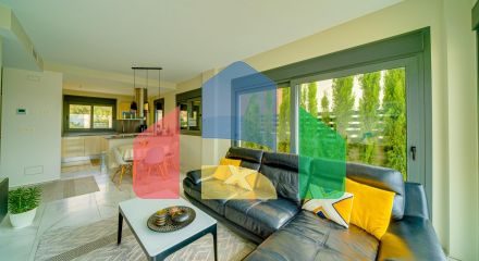 Современная вилла с видом на море из всех комнат в Balcón de Finestrat