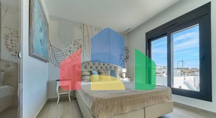 Villa with sea views in Balcon de Finestrat