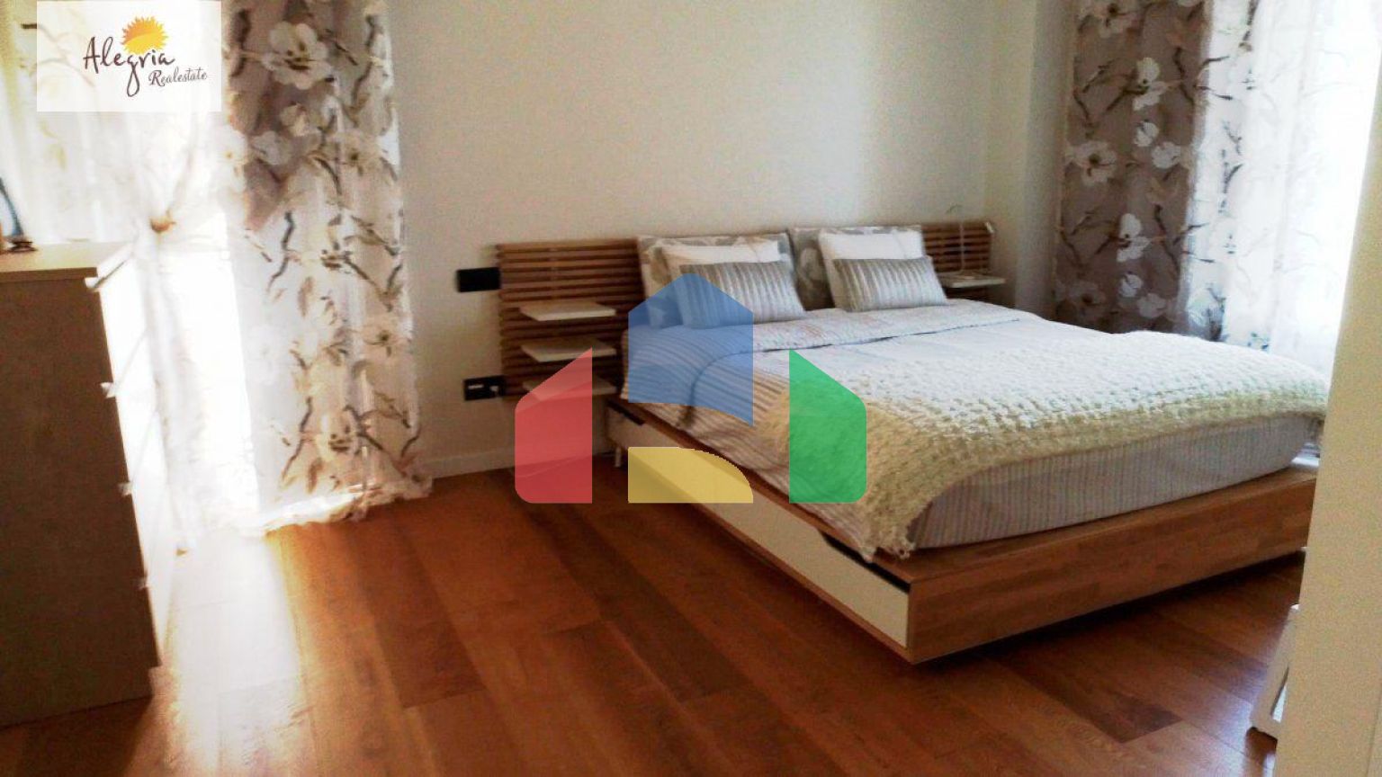 ПРЕВОСХОДНАЯ ВИЛЛА В СЬЕРРА КОРТИНА НА ПРОДАЖУ