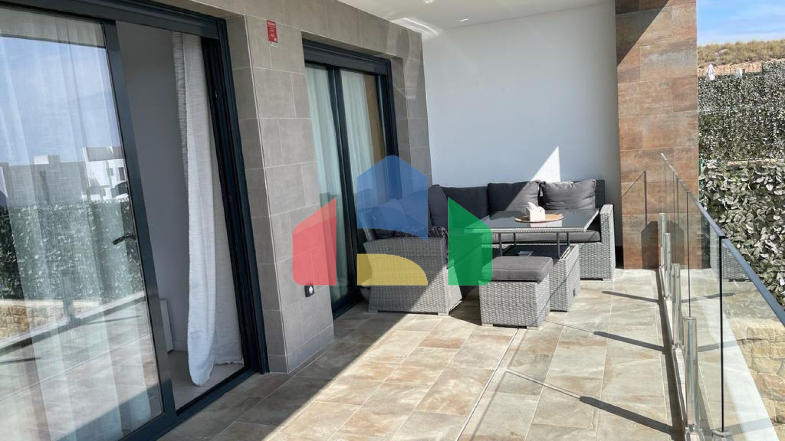 Дуплекс-пентхаус с потрясающим видом на море в эксклюзивном комплексе в Финестрате