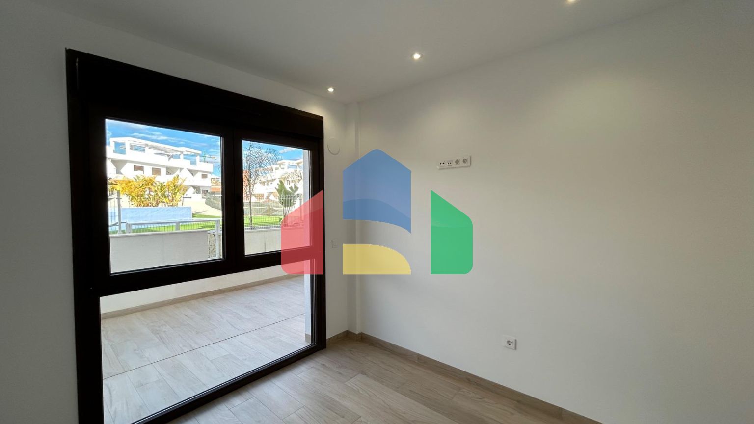 Уникальная возможность! Бунгало на продажу в Финестрате