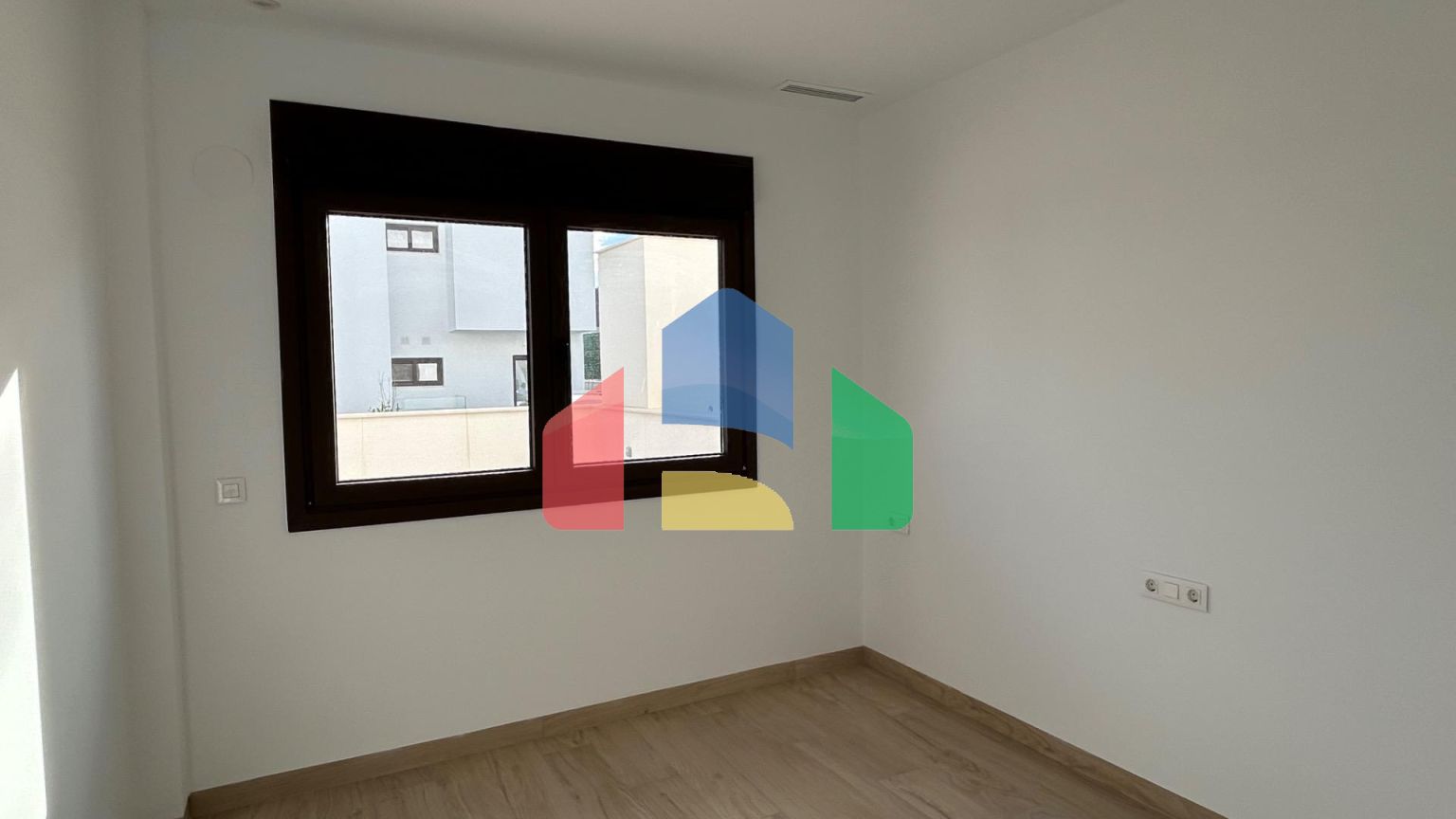 Уникальная возможность! Бунгало на продажу в Финестрате