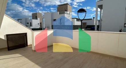 Уникальная возможность! Бунгало на продажу в Финестрате Уникальная возможность! Бунгало на продажу в Финестрате