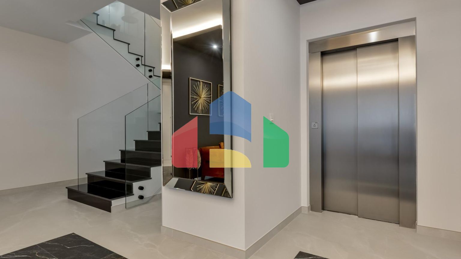 НОВАЯ РОСКОШНАЯ ВИЛЛА В ФИНЕСТРАТЕ С ВИДОМ НА МОРЕ