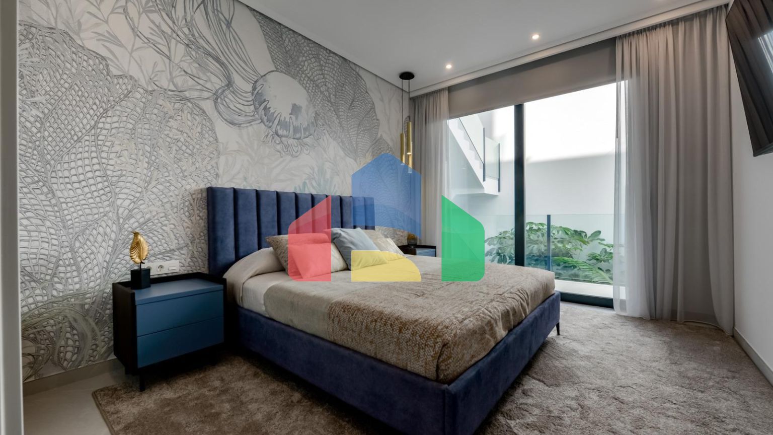 НОВАЯ РОСКОШНАЯ ВИЛЛА В ФИНЕСТРАТЕ С ВИДОМ НА МОРЕ