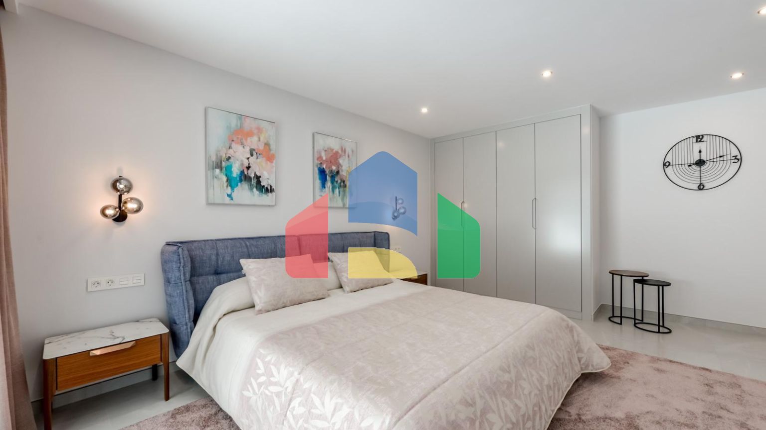 НОВАЯ РОСКОШНАЯ ВИЛЛА В ФИНЕСТРАТЕ С ВИДОМ НА МОРЕ