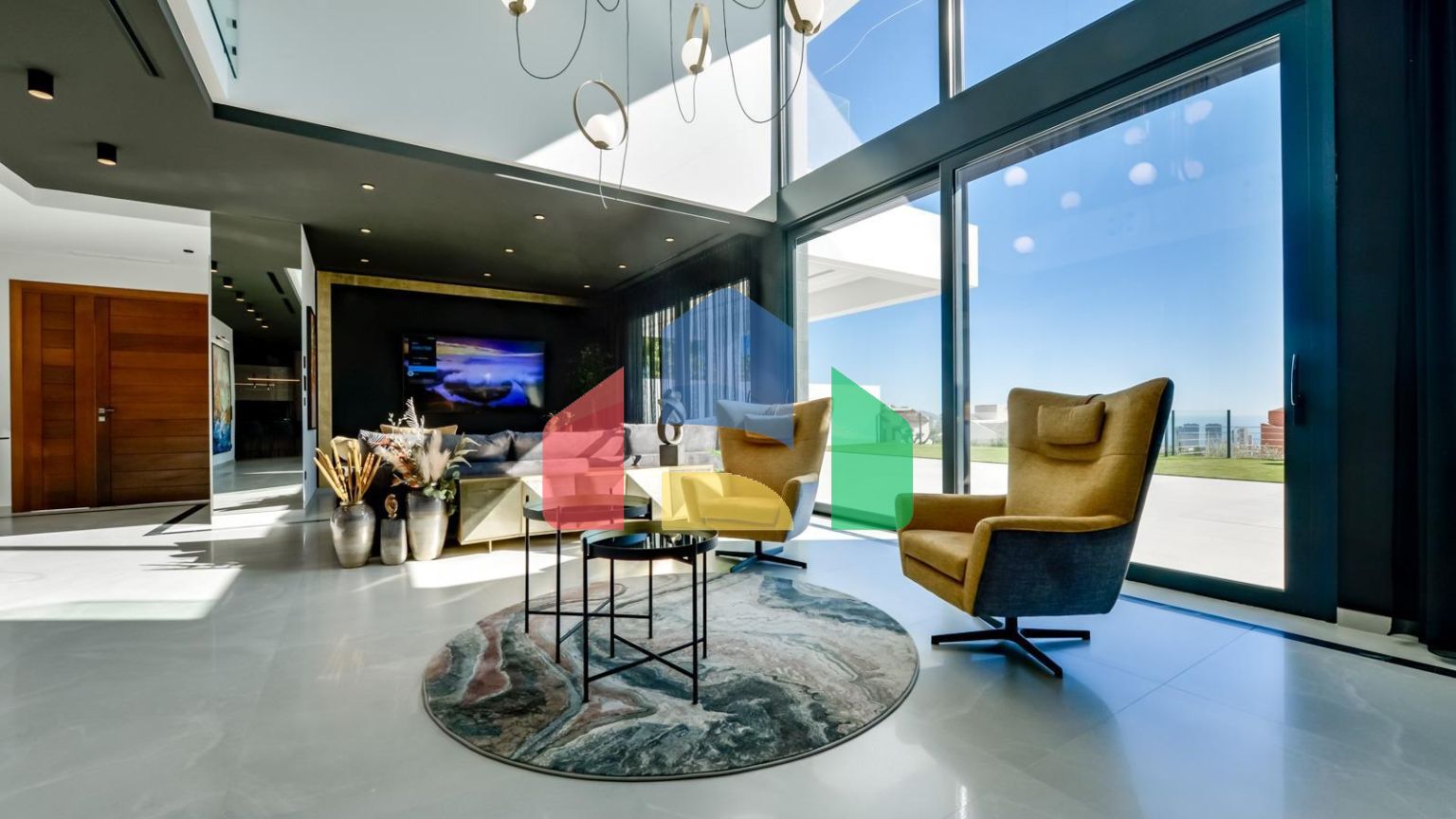 НОВАЯ РОСКОШНАЯ ВИЛЛА В ФИНЕСТРАТЕ С ВИДОМ НА МОРЕ