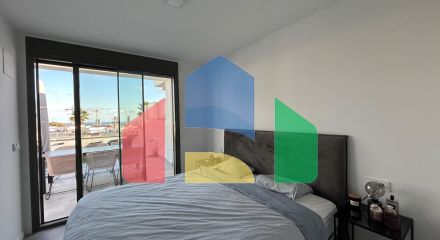 Современная квартира с захватывающим видом на море и первоклассными удобствами ️️