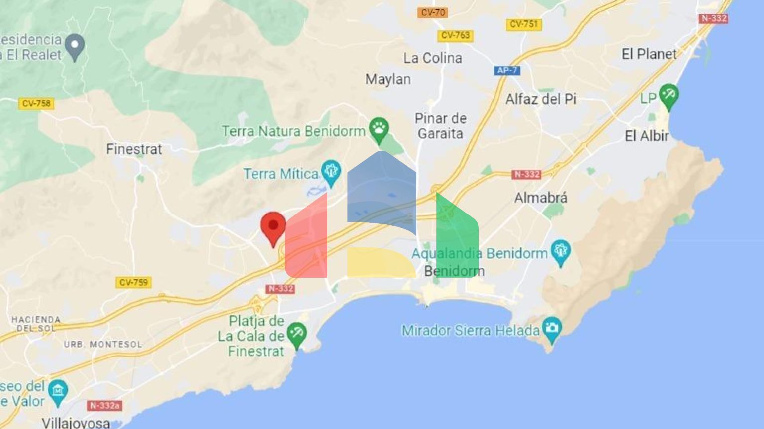 Новые роскошные виллы с частным бассейном в Sierra Cortina