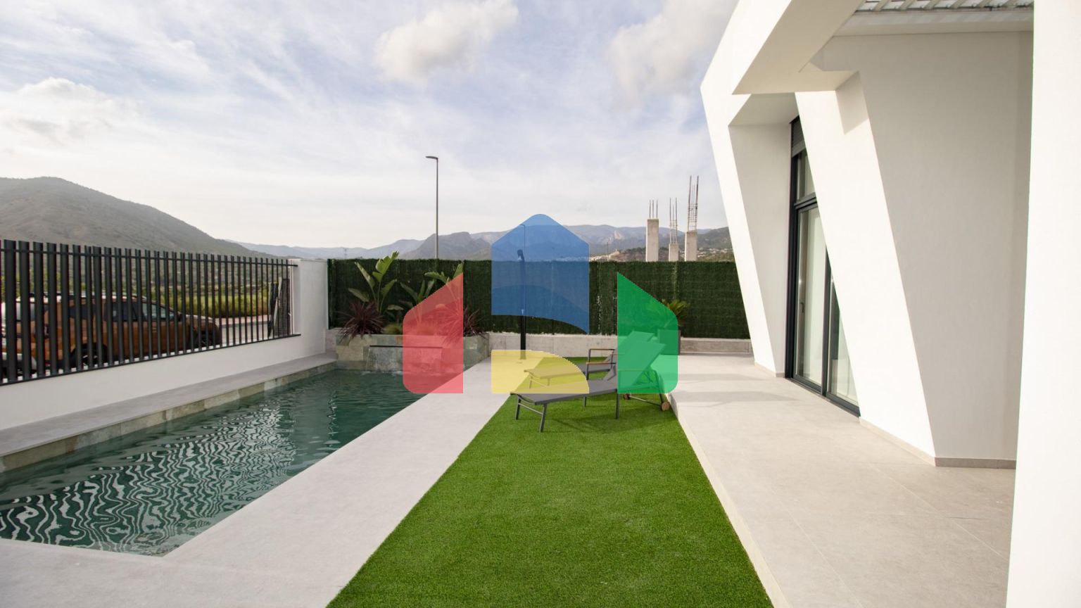 НОВЫЕ ВИЛЛЫ В ФИНЕСТРАТЕ