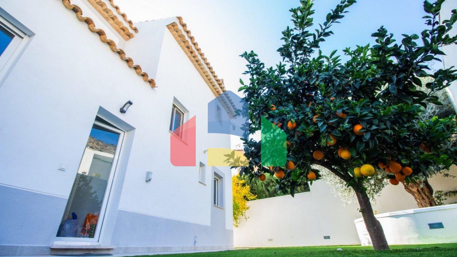 Уникальная вилла в Сиерра Кортине