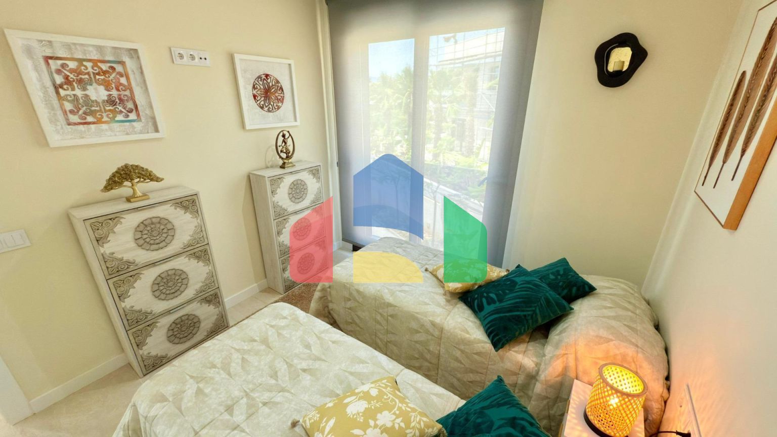 Мечтайте о виде на море: Живите в Mediterranean Views II