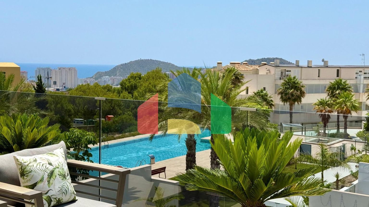 Мечтайте о виде на море: Живите в Mediterranean Views II