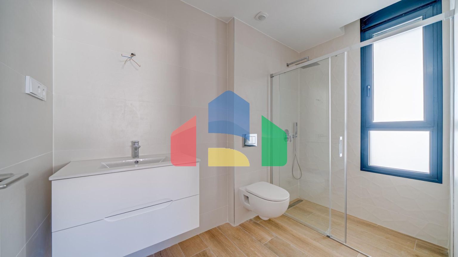 Просторный, новый дуплекс в Финестрате