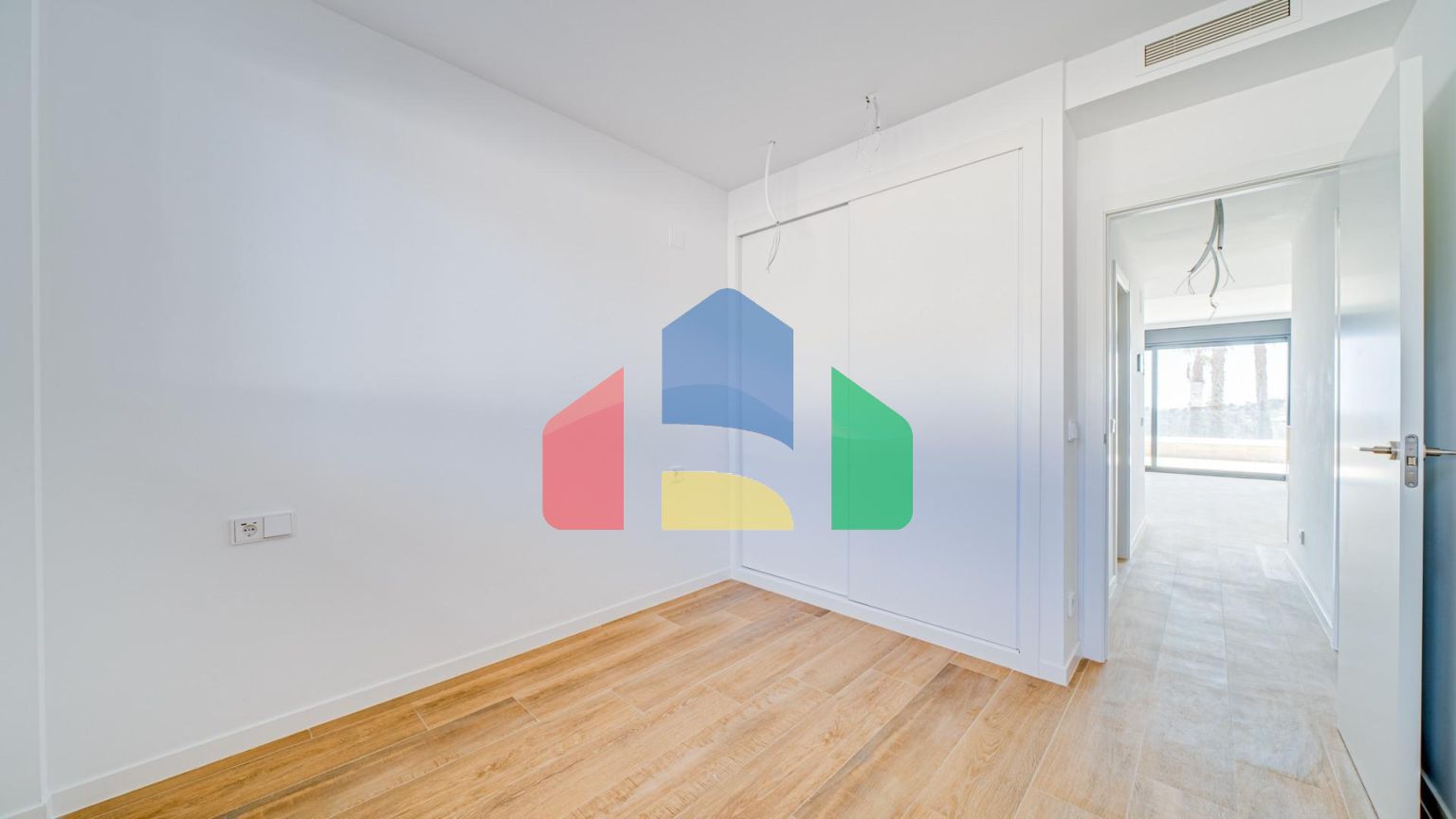 Просторный, новый дуплекс в Финестрате