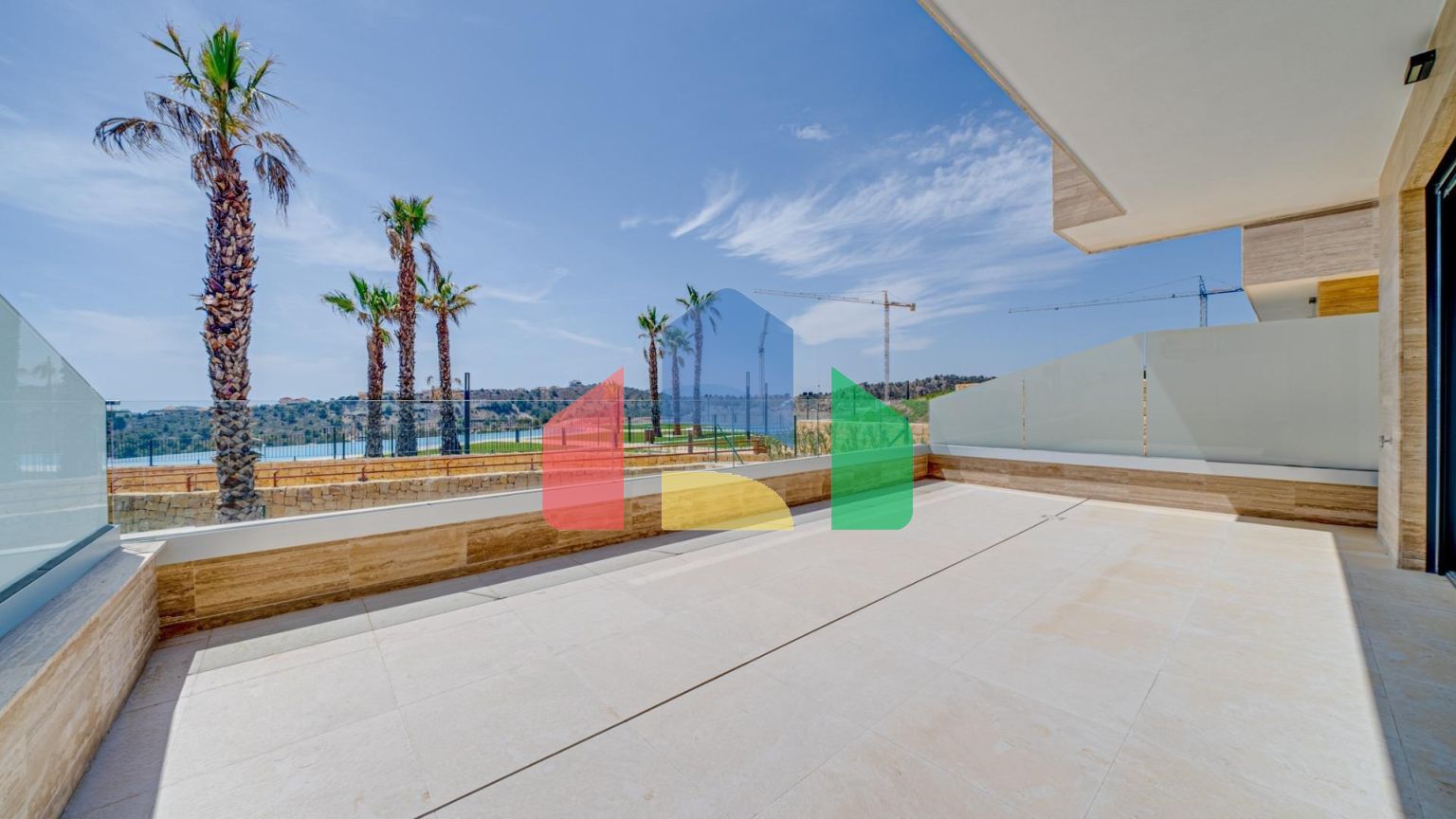 Просторный, новый дуплекс в Финестрате