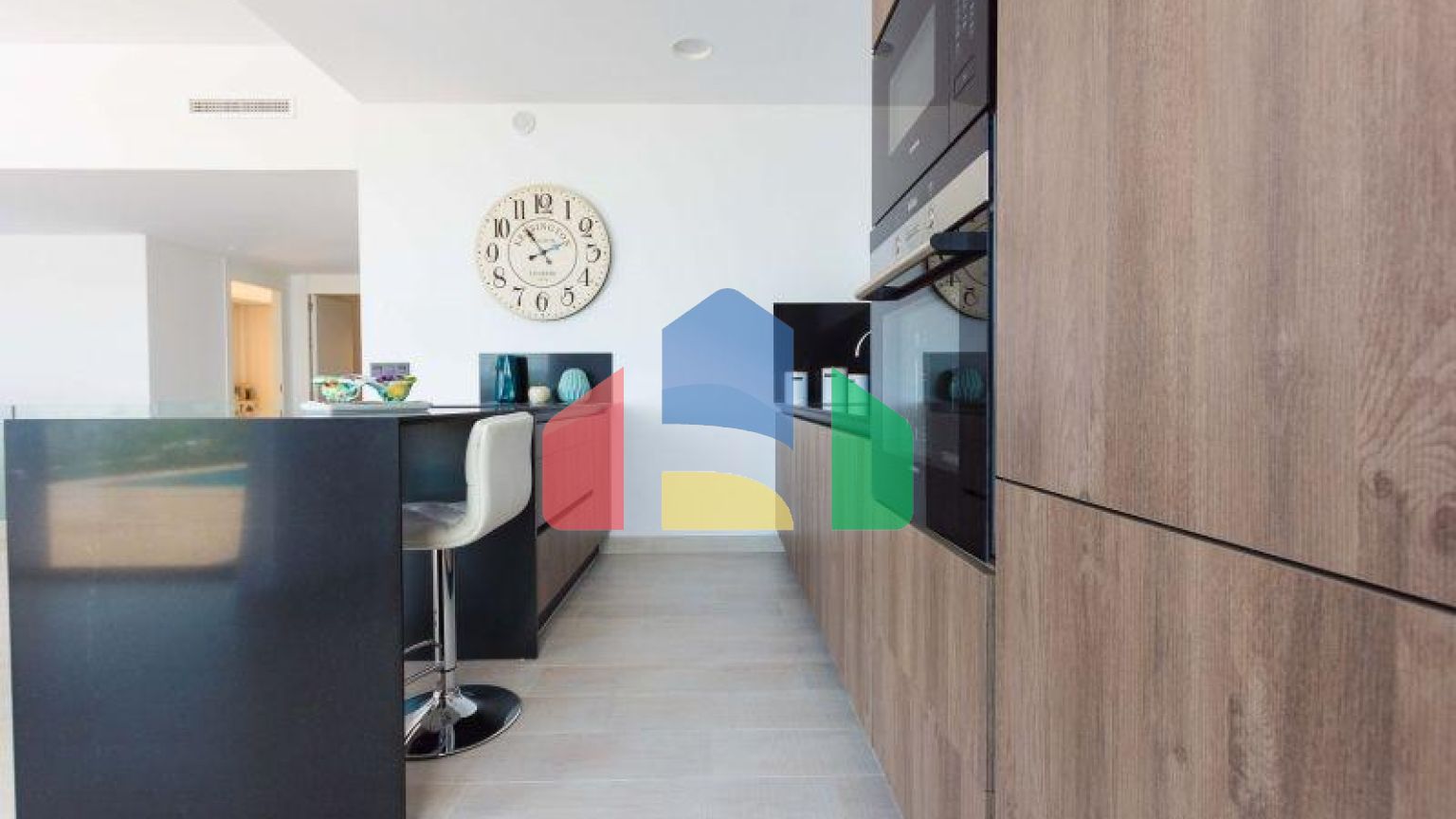 ВИЛЛА В ВЫСОКОКЛАССНОЙ УРБАНИЗАЦИИ