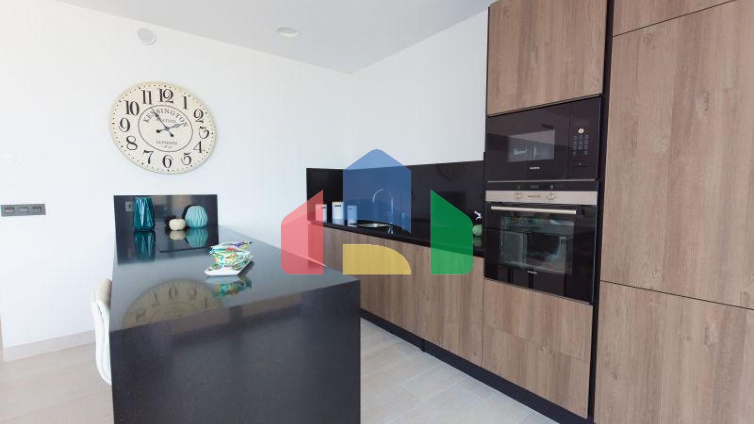 ВИЛЛА В ВЫСОКОКЛАССНОЙ УРБАНИЗАЦИИ