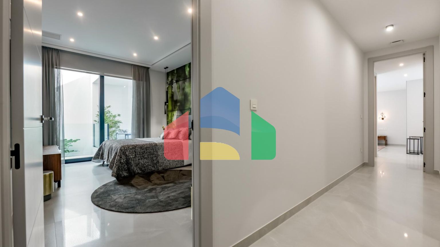 НОВАЯ РОСКОШНАЯ ВИЛЛА В ФИНЕСТРАТЕ С ВИДОМ НА МОРЕ