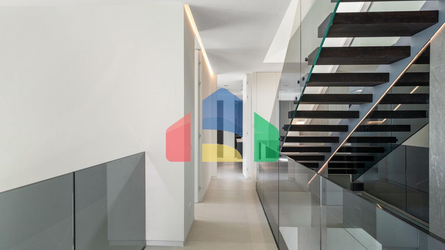 Невероятная вилла с панорамными видами в Финестрате