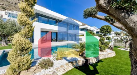 Вилла Roma: Эксклюзивность и Элегантность в Финестрате