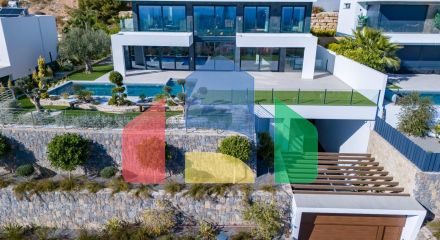 Вилла Roma: Эксклюзивность и Элегантность в Финестрате