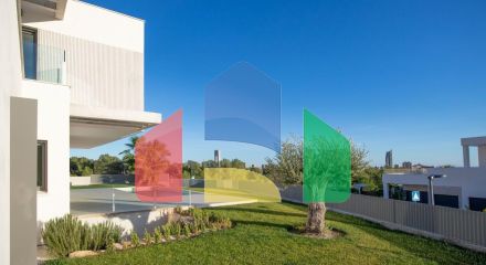 VILLA BAY — COSTABELLA RESIDENCES