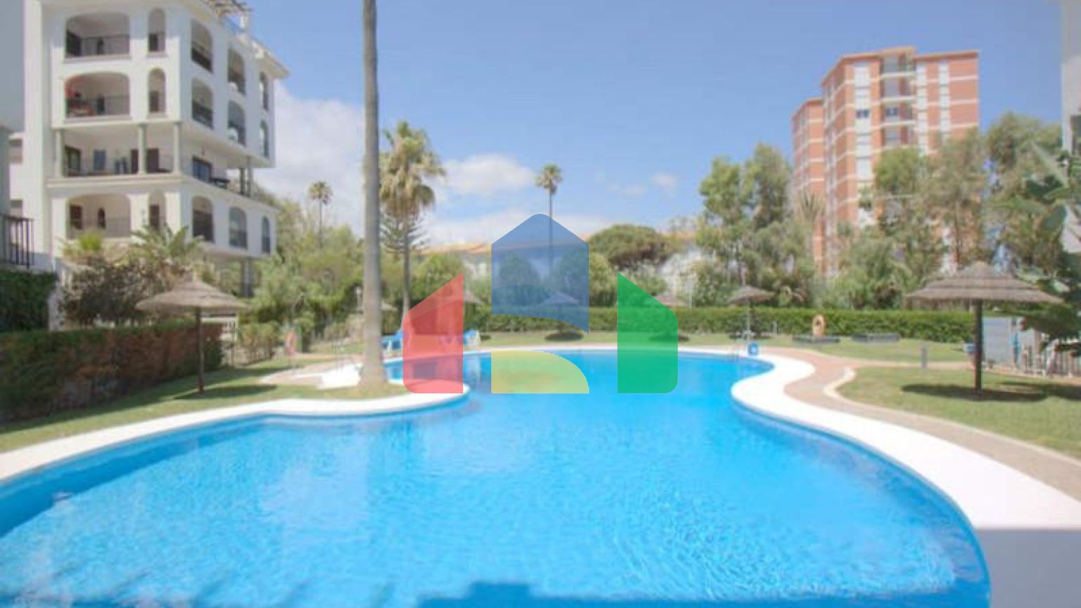 Роскошный Пентхаус с Видом на Море в La Duquesa