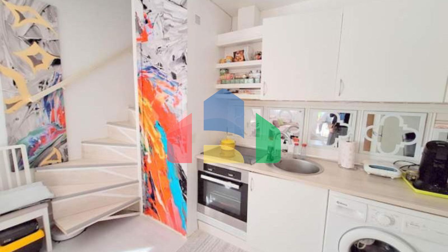 Очаровательный Андалузский Таунхаус с Видом на Море в Ла-Дукеса